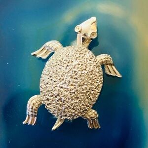 Vintage Silver Sea Turtle Brooch